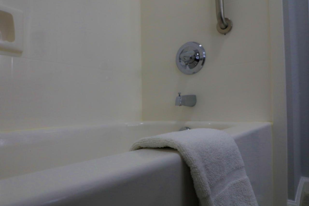 Home Inn And Suites Olive Branch Ngoại thất bức ảnh